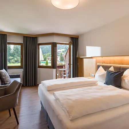 Kroneck فندق كيرشبرغ ان تيرول