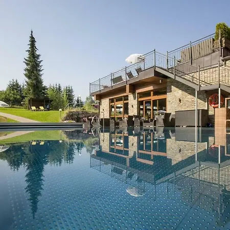 Kroneck Hotell 4*