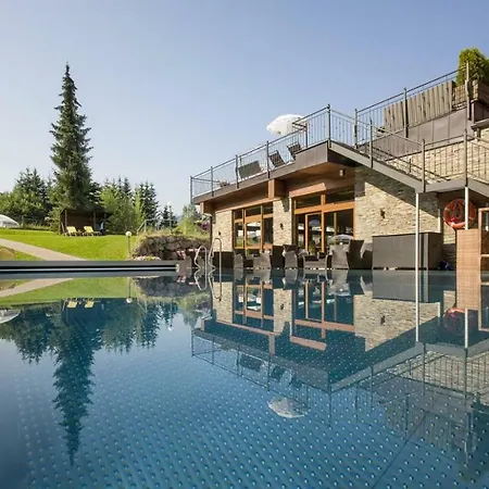 Kroneck Szálloda 4*