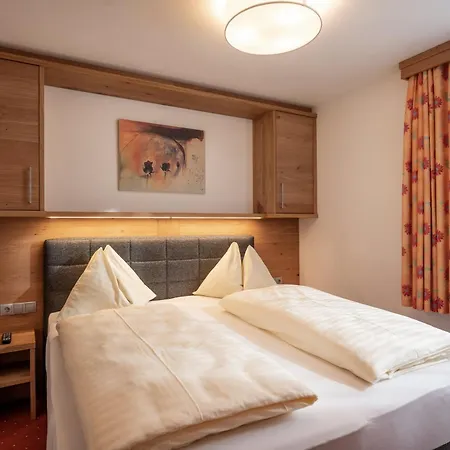 Kroneck Ξενοδοχείο 4*